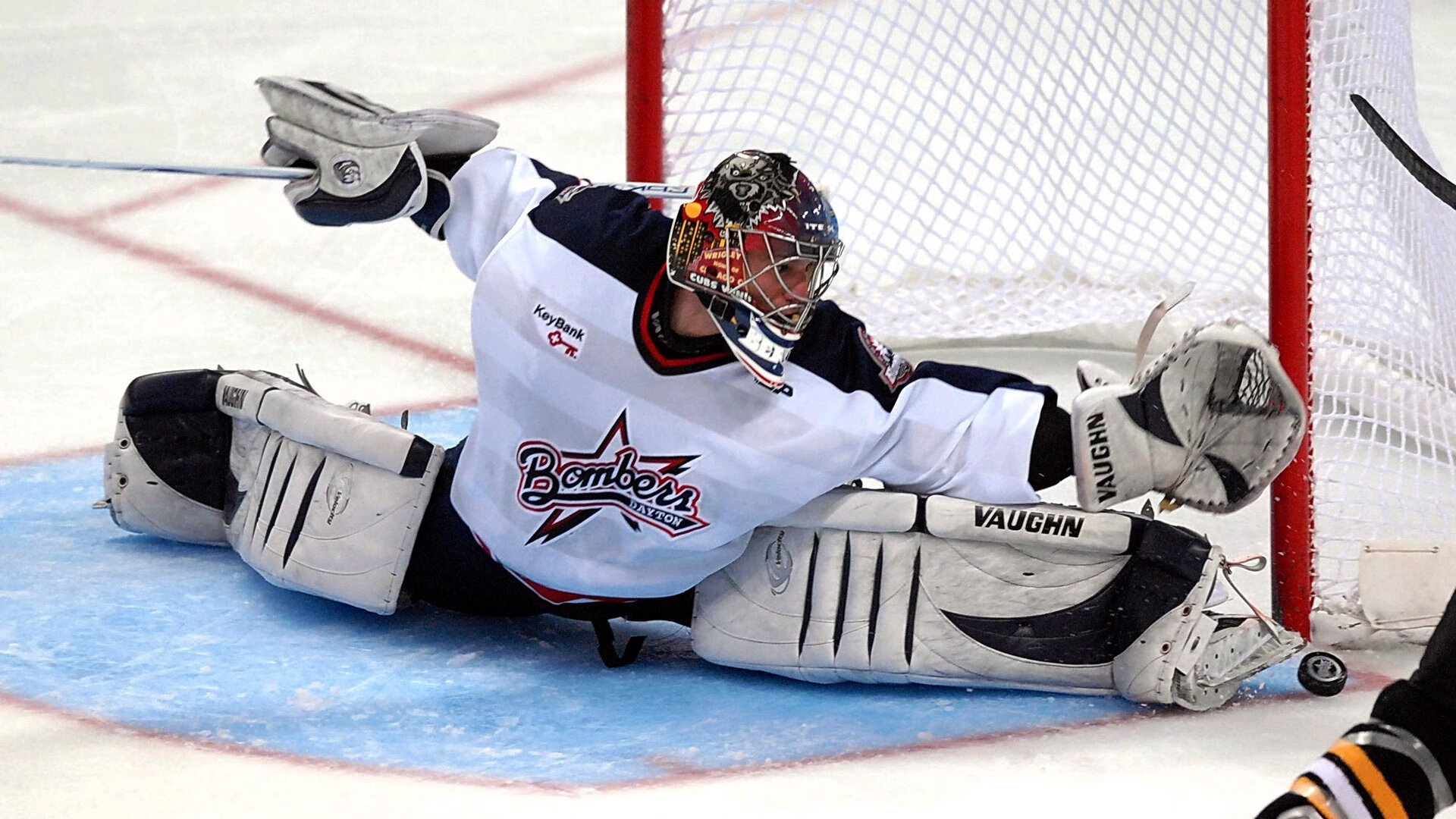 “逆境奋战：车手征服极端环境的壮丽史诗”